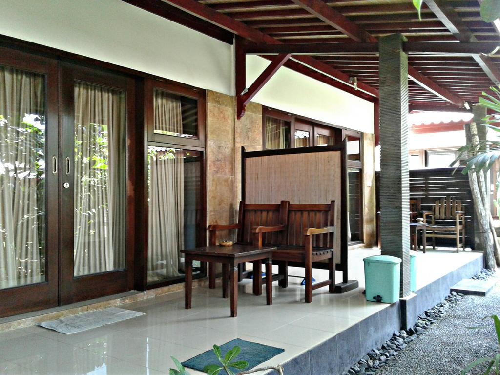 Malino Homestay Gili Trawangan Esterno foto