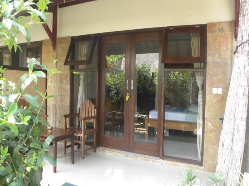 Malino Homestay Gili Trawangan Esterno foto
