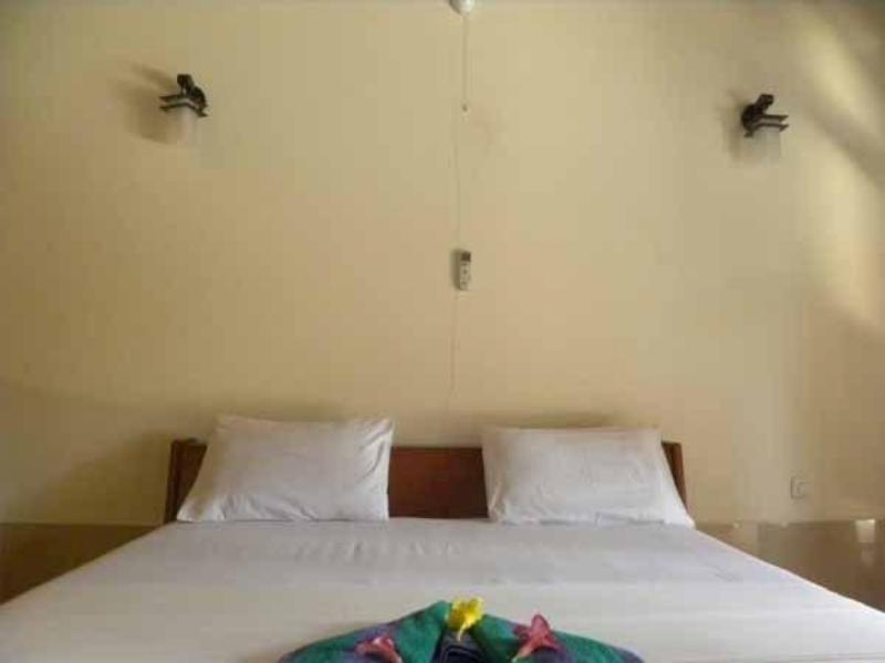 Malino Homestay Gili Trawangan Esterno foto