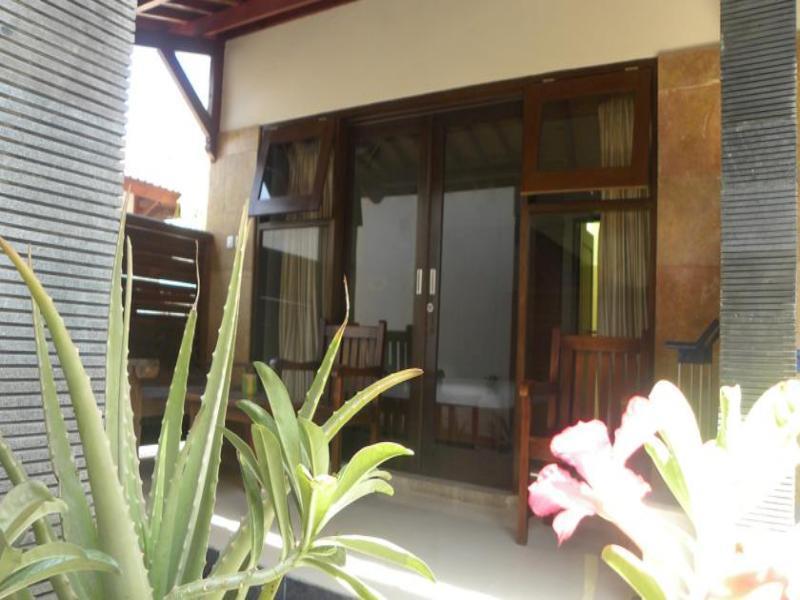 Malino Homestay Gili Trawangan Esterno foto