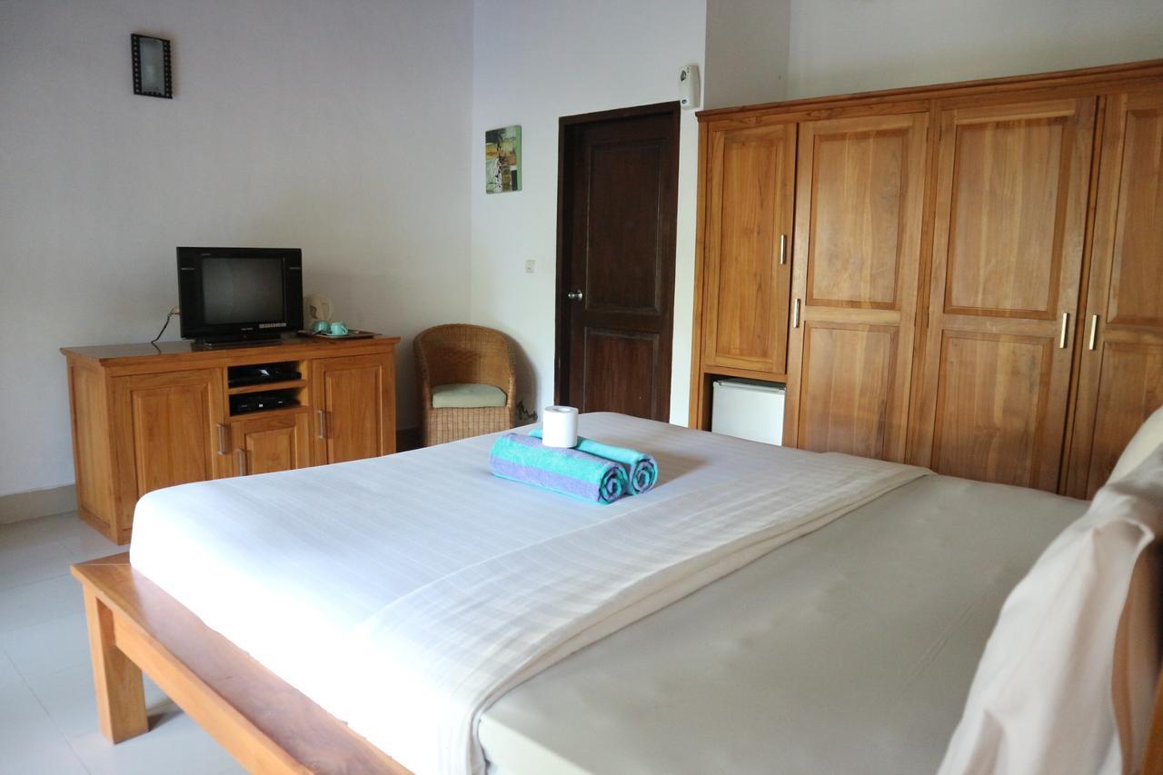 Malino Homestay Gili Trawangan Esterno foto